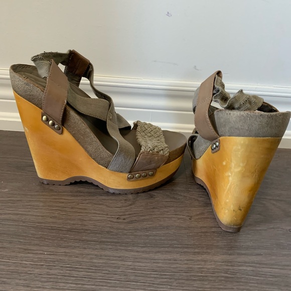 Wedge sandals - Picture 4 of 4